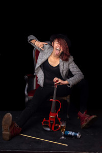 Ne comprends pas elle-même ce qu'elle braille, tourne toujours à gauche quand ça tourne à droite, c'est la First Lady !